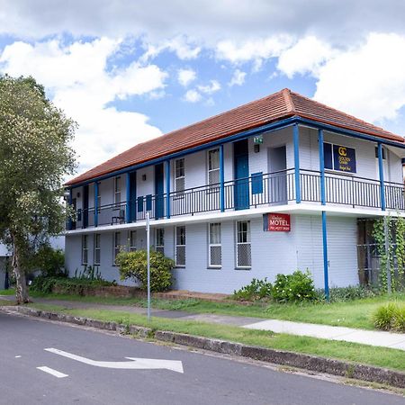 Windsor Heritage Motel Exterior photo